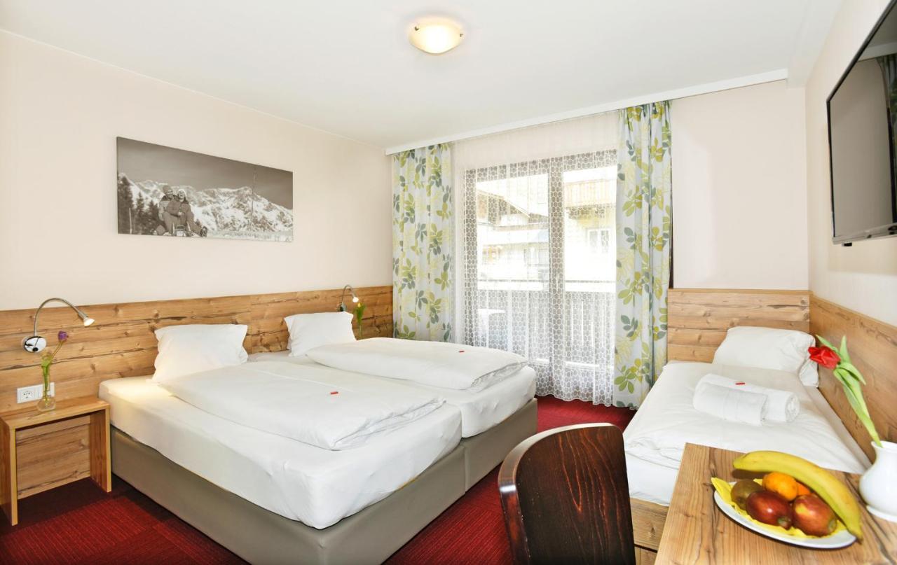 Heinrichshof Hotel Muhlbach Am Hochkonig Exterior photo